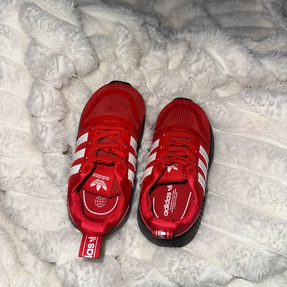 Adidas baby Red and White Sneakers